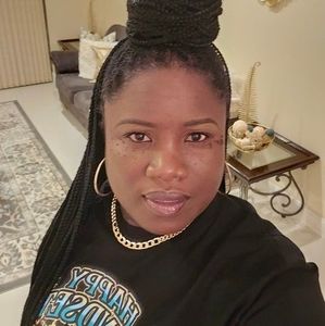 Meet your Posher, Stacey-ann